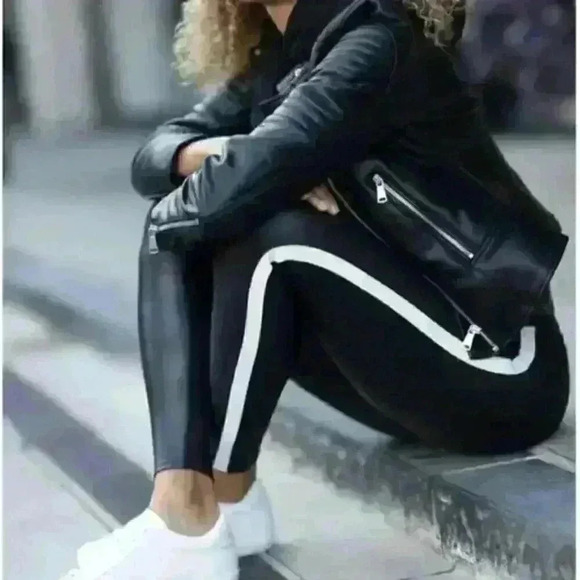 SPANX Pants - Spanx Faux Leather Side Stripe Leggings Size Small